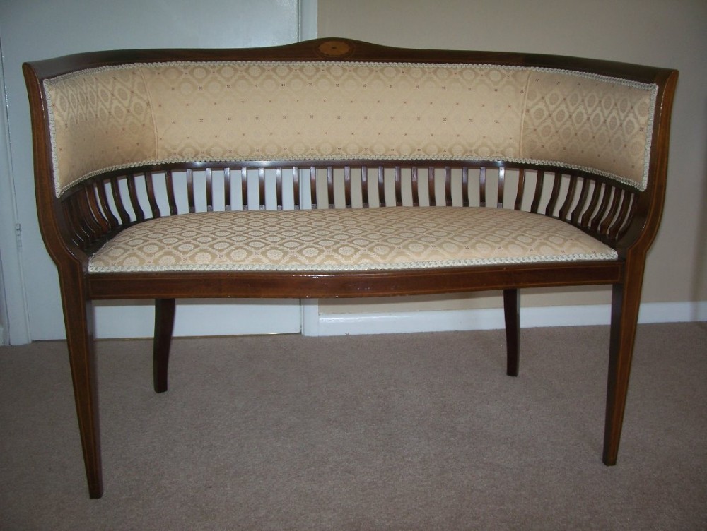 Quality Edwardian inlaid mahogany settee