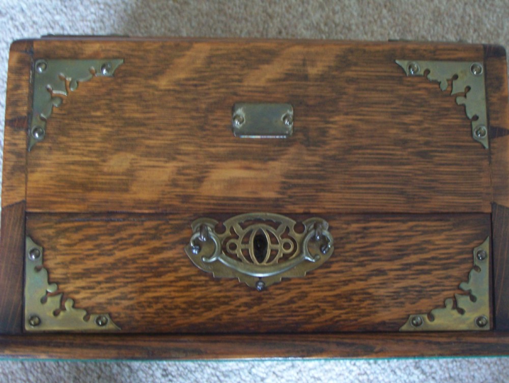Victorian oak cigar box  View IX