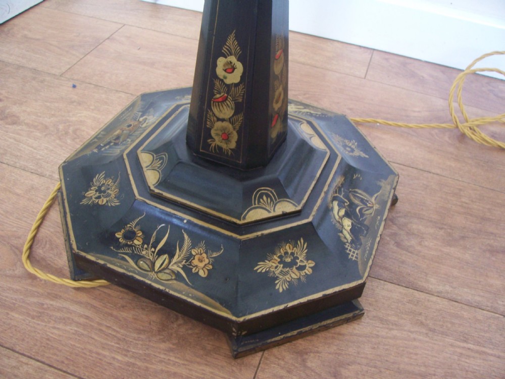 Chinoiserie decorated standard lamp View IV