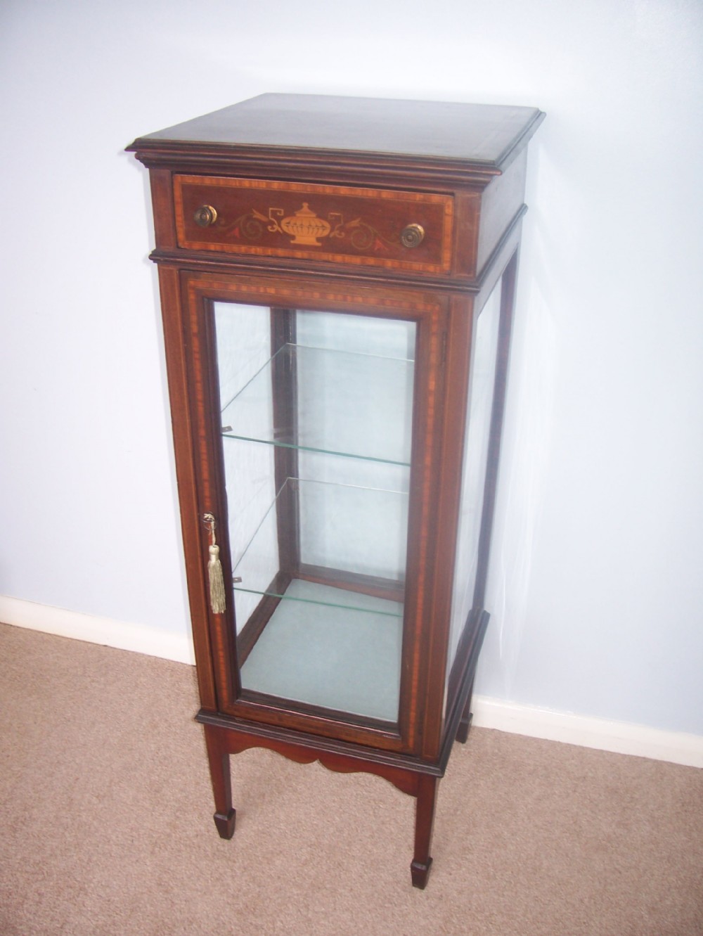 Mahogany free standing display / bijouterie cabinet