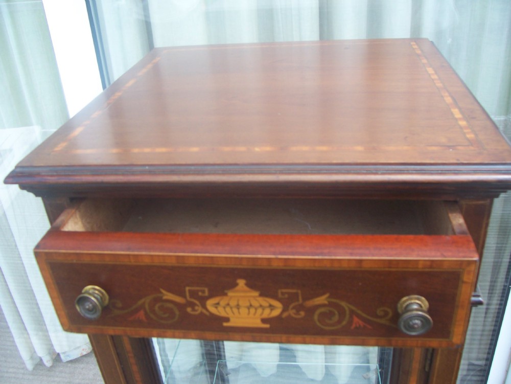 Mahogany free standing display / bijouterie cabinet View III
