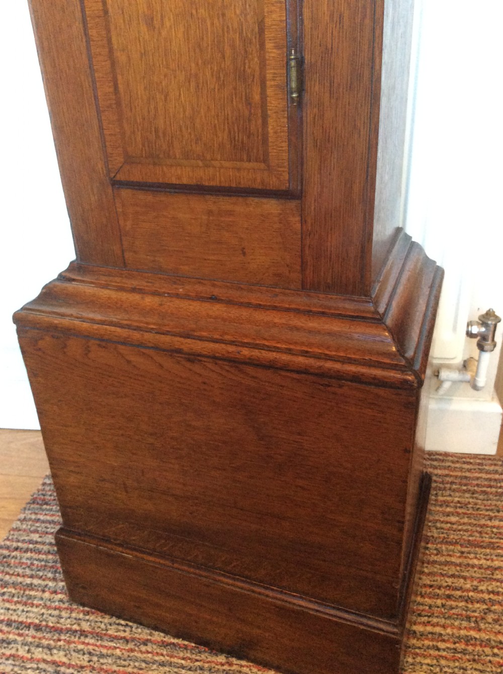 Interesting Early Ebenezer Handscomb of Newport Pagnell Buckinghamshire (Pre Woburn) Georgian (II or III) Oak Cased Grandfather Longcase Clock - 8 Day Movement. Circa 1745 View X