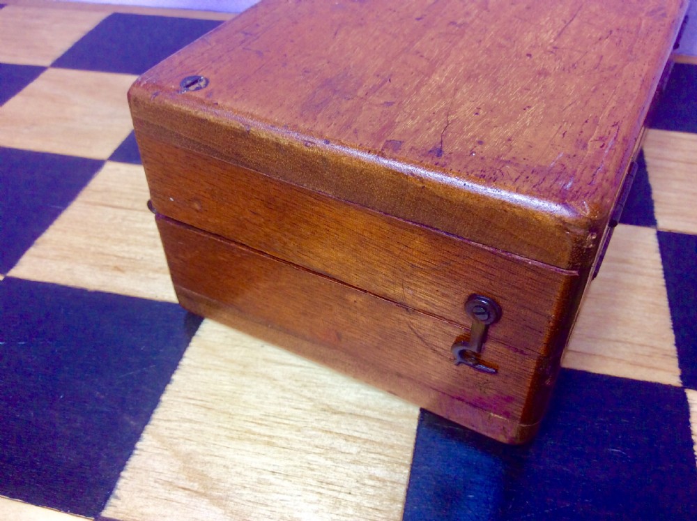 Jaques Style Mahogany Travelling Box/Board and Miniature Bone Chess Set View X