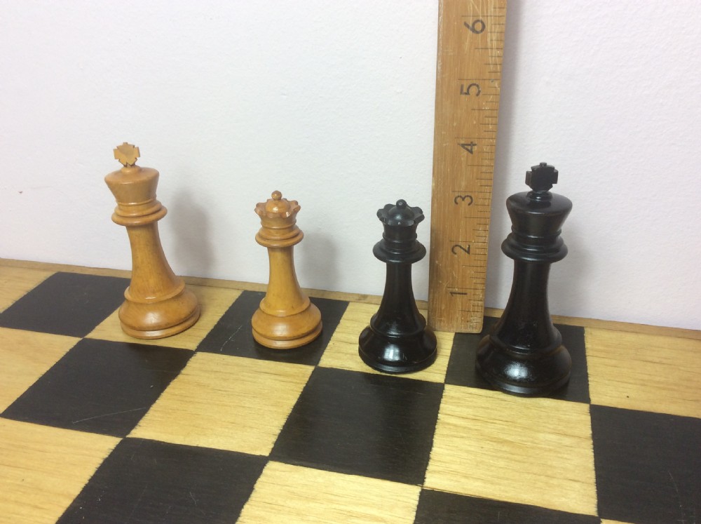 Large 19th Century Staunton Box Wood & Ebony Weighted Chess Set in Mahogany Box. View X