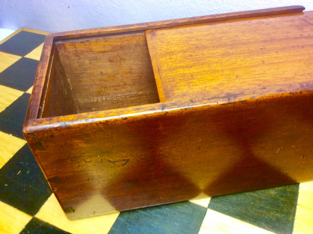 Large 19th Century Staunton Box Wood & Ebony Weighted Chess Set in Mahogany Box. View XIII