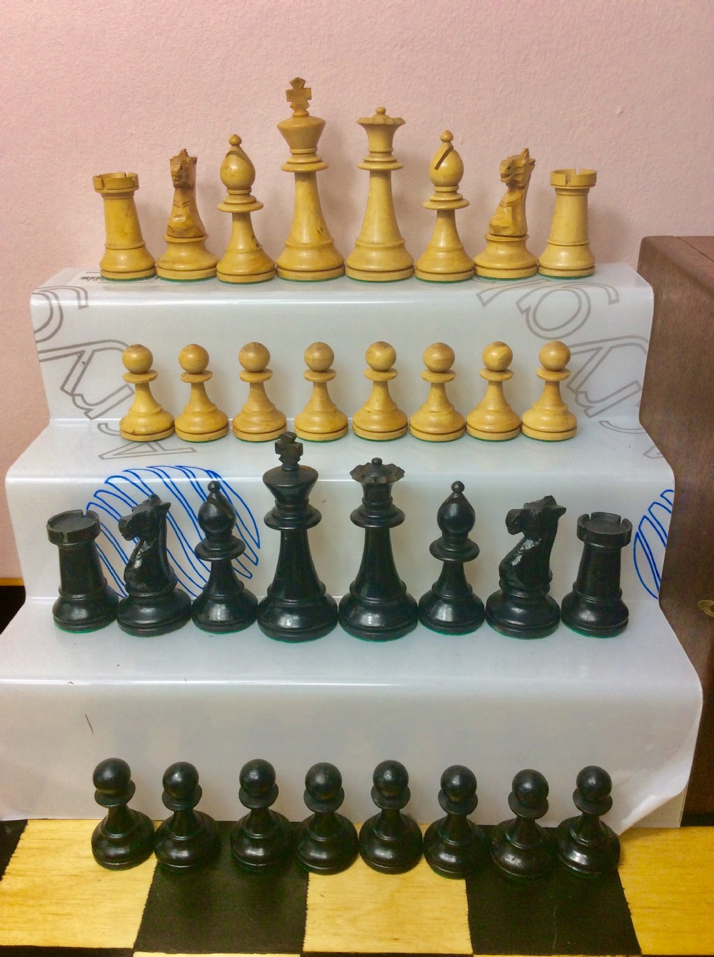 Staunton Style Lead Weighted Box Wood & Ebony Chess Set