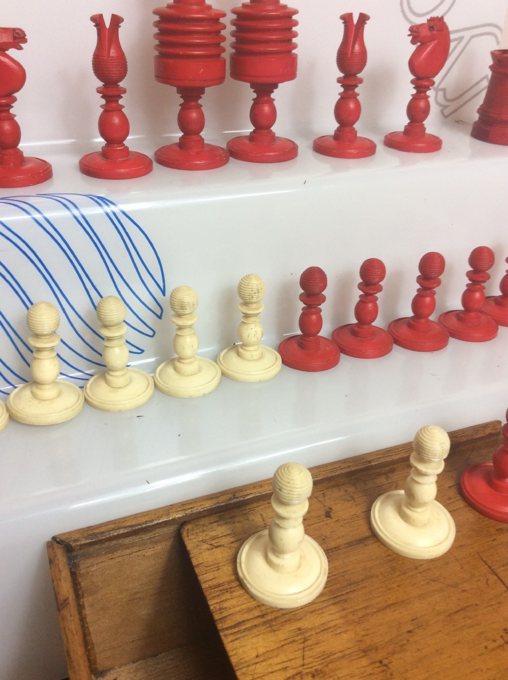 Large Bone Chess Set - King 3.8in with Mahogany Box - Late 19th Century  View III