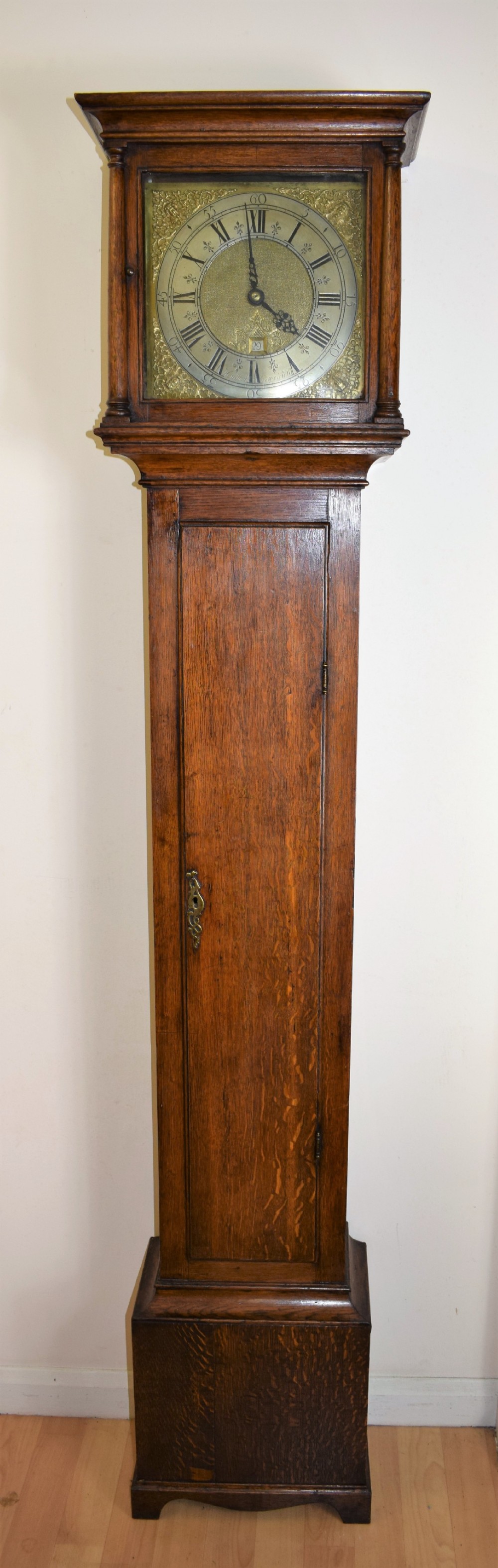 Henry Smith of Petersfield Early Georgian Circa 1730 Slim Oak 30 Hour Grandmother/Grandfather Longcase Clock Under 80in High