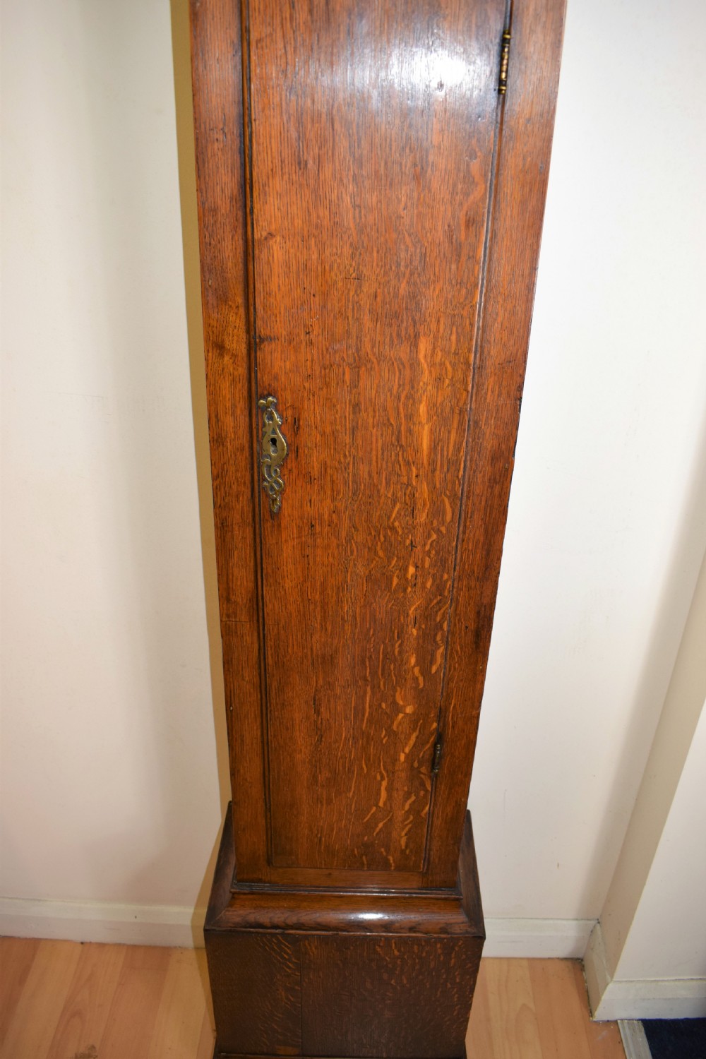Henry Smith of Petersfield Early Georgian Circa 1730 Slim Oak 30 Hour Grandmother/Grandfather Longcase Clock Under 80in High View VIII