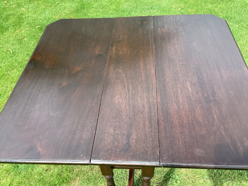 Victorian mahogany Sutherland Table View X