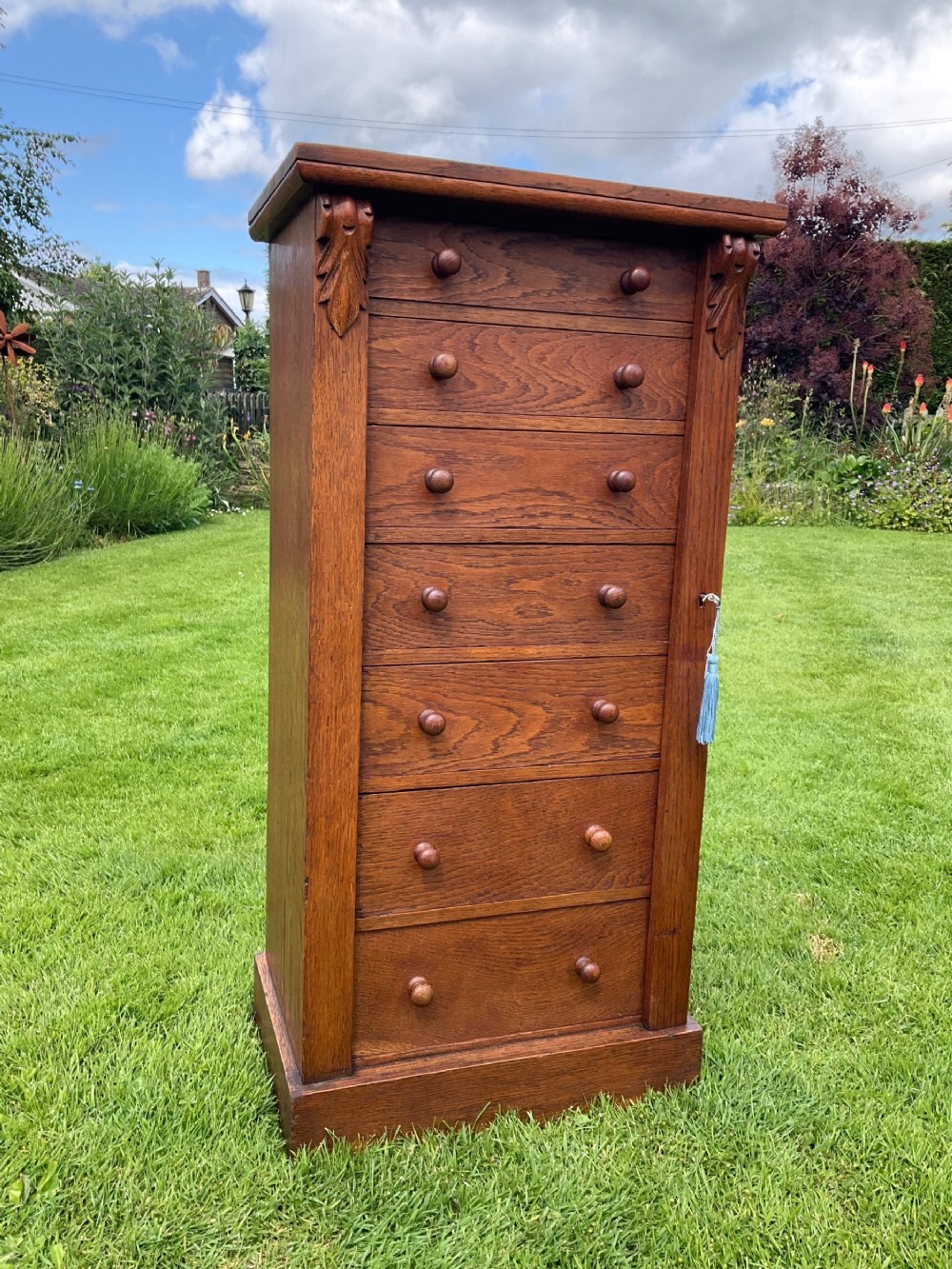 Oak Wellington Chest