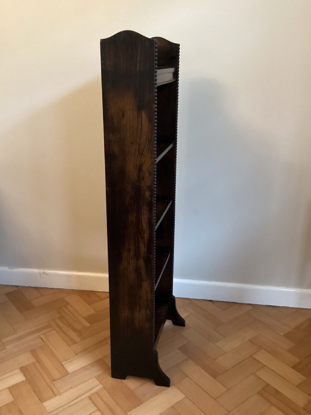 Oak open bookcase shelves View V