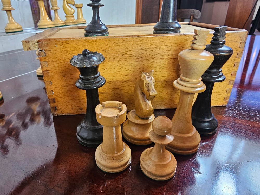Weighted Staunton Pattern Boxwood & Ebony Chess Set & Box View II