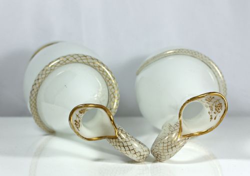 PAIR OF RICHARDSONS OF STOURBRIDGE WHITE OPALINE MOUTHBLOWN SNAKEHANDLED GLASS EWERS - ADDITIONAL PHOTO 2