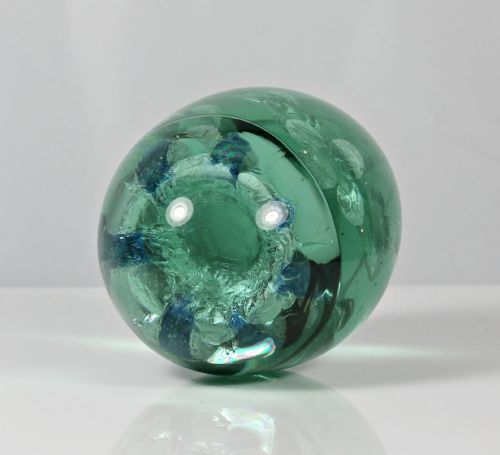 VICTORIAN MULTI FLOWER GREEN GLASS DUMP WITH BLUE FLOWERS - ADDITIONAL PHOTO 2