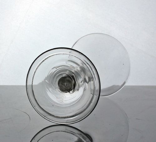 GEORGIAN PLAIN STEM WINE GLASS TRUMPET BOWL FOLDED FOOT AIR TEAR - ADDITIONAL PHOTO 2
