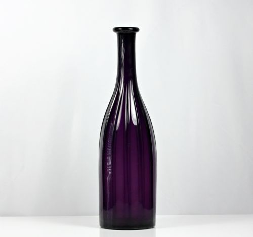 GEORGE IV MOUTHBLOWN RIBMOULDED GLASS SPIRIT BOTTLE AMETHYST - ADDITIONAL PHOTO 1