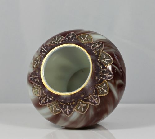 VICTORIAN SMALL LOETZ CARNEOL VASE - ADDITIONAL PHOTO 1
