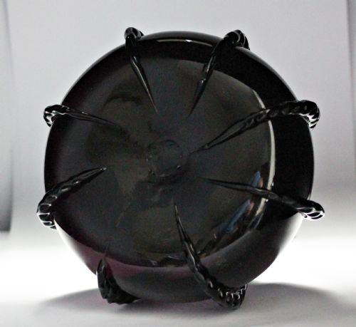 GEORGIAN AMETHYST DUTCH DECANTER WITH RIGAREE DECORATION - ADDITIONAL PHOTO 3