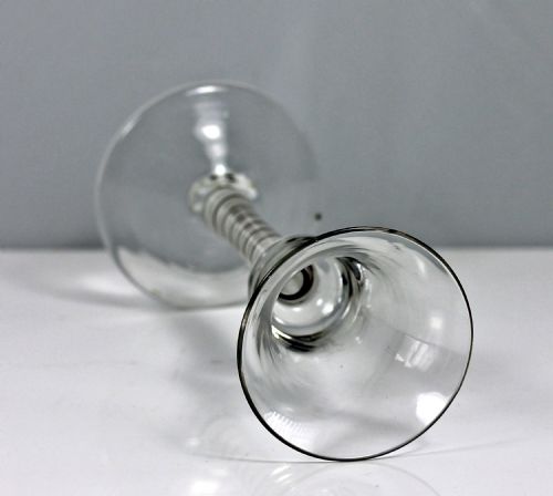 GEORGIAN SINGLE SERIES COLOUR TWIST WINE GLASS BELL BOWL - ADDITIONAL PHOTO 2