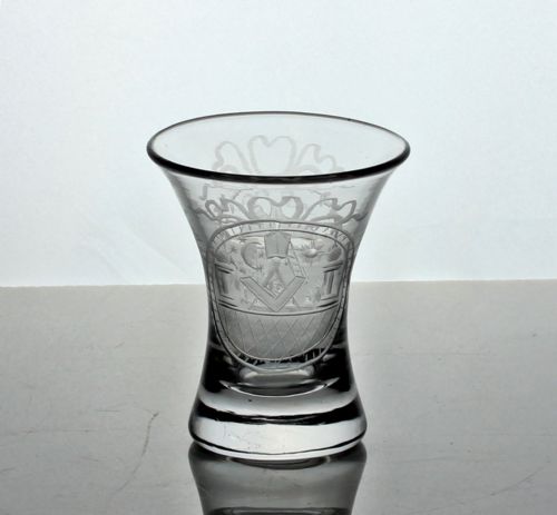 georgian english masonicengraved firing glass - CATEGORY: ANTIQUE GLASS - DATED 19TH CENTURY