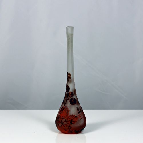 DAUM NANCY CAMEO GLASS SOLIFLEUR VASE - ADDITIONAL PHOTO 4
