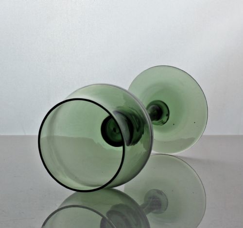 GEORGIAN GREEN BALUSTER EXPORT GLASS - ADDITIONAL PHOTO 1