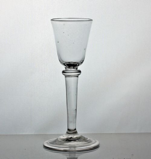 georgian balustroid wine glass folded foot - CATEGORY: ANTIQUE GLASS - DATED 18TH CENTURY