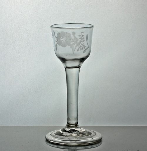 GEORGIAN ENGRAVED PLAIN STEM WINE GLASS - ADDITIONAL PHOTO 1