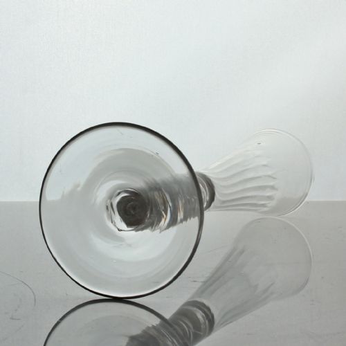 RARE GEORGIAN DOUBLE SERIES OPAQUE TWIST RATAFIA GLASS - ADDITIONAL PHOTO 3
