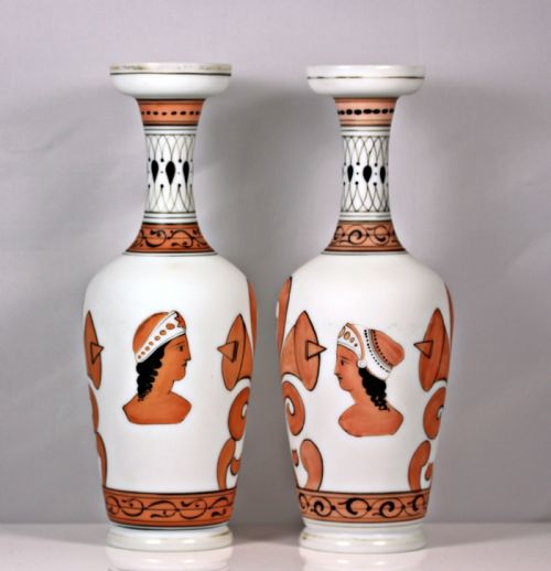 VICTORIAN PAIR OF TALL HARRACH ETRUSCAN VASES - ADDITIONAL PHOTO 2
