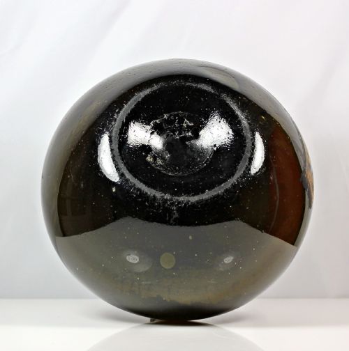 GEORGIAN DARK GREEN LARGE ONIONSHAPED APOTHECARY BOTTLE - ADDITIONAL PHOTO 3