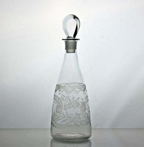 GEORGIAN ENGRAVED SMALL TAPER DECANTER - ADDITIONAL PHOTO 1