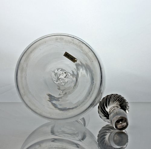 GEORGIAN IRISH BELFAST THREE RING MALLET DECANTER AND ASSOCIATED ACORN STOPPER - ADDITIONAL PHOTO 5