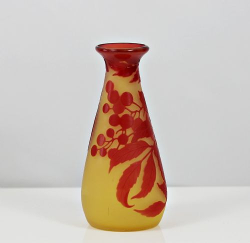 GALL CAMEO GLASS BUD VASE - ADDITIONAL PHOTO 3
