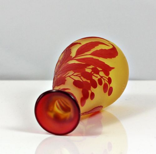GALL CAMEO GLASS BUD VASE - ADDITIONAL PHOTO 6