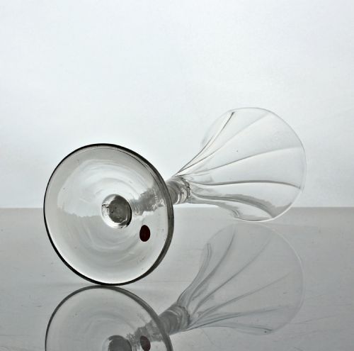 GEORGIAN RARE DOUBLE SERIES OPAQUE TWIST WINE FLUTE RIBMOULDED TRUMPET BOWL - ADDITIONAL PHOTO 3