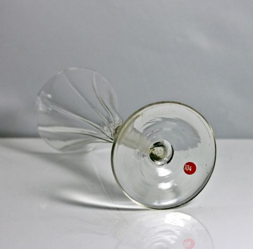 GEORGIAN RARE DOUBLE SERIES OPAQUE TWIST WINE FLUTE RIBMOULDED TRUMPET BOWL - ADDITIONAL PHOTO 4