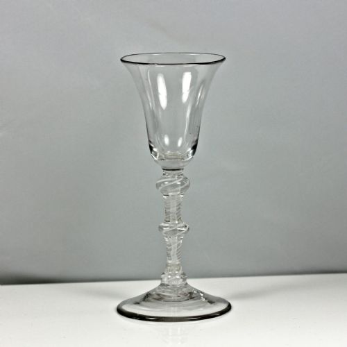 GEORGIAN SCARCE TRIPLEKNOP DOUBLE SERIES OPAQUE TWIST WINE GLASS BELL BOWL - ADDITIONAL PHOTO 3