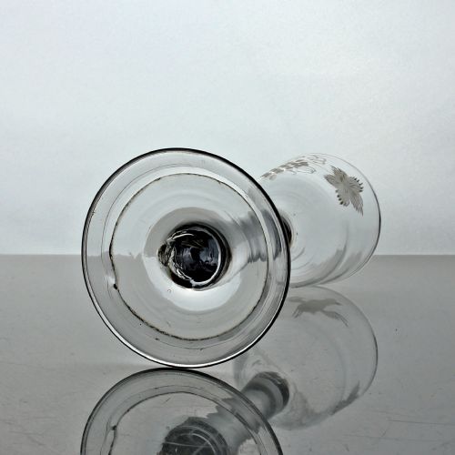 GEORGIAN VINEENGRAVED PLAIN STEM WINE GLASS FOLDED FOOT - ADDITIONAL PHOTO 2
