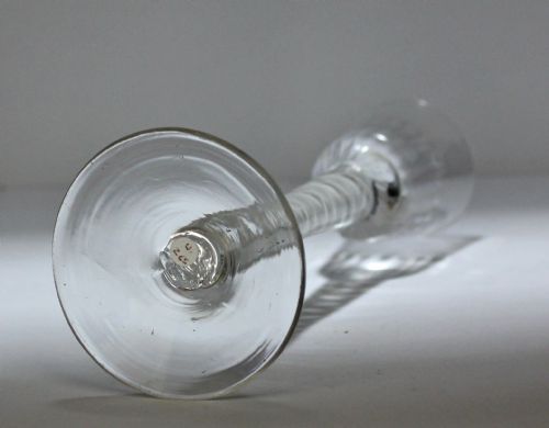 GEORGIAN DOUBLE SERIES OPAQUE TWIST CORDIAL GLASS CONICAL FOOT - ADDITIONAL PHOTO 2