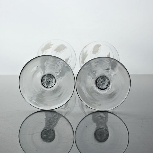 GEORGIAN PAIR OF HOP BARLEY ENGRAVED SINGLE SERIES AIR TWIST ALE GLASSES - ADDITIONAL PHOTO 3
