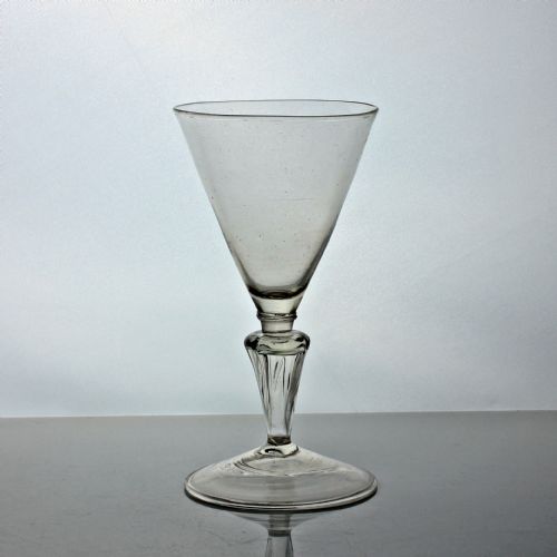 william iiiqueen anne faon de venise wine glass - CATEGORY: ANTIQUE GLASS - DATED 18TH CENTURY