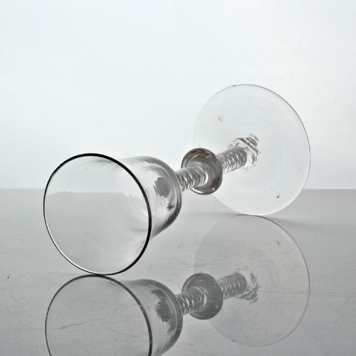 GEORGIAN DOUBLE SERIES OPAQUE TWIST STEM WINE GLASS MEDIAL KNOP EVERTED BOWL RIM - ADDITIONAL PHOTO 3