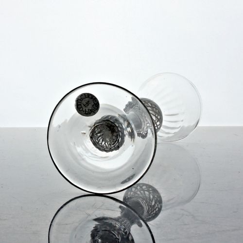 GEORGIAN MULTI SPIRAL OPAQUE TWIST WINE GLASS DOUBLE KNOP - ADDITIONAL PHOTO 3