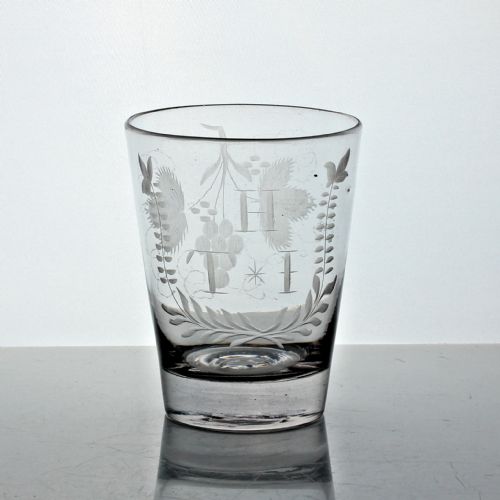 georgian hop and barley engraved tumbler - CATEGORY: ANTIQUE GLASS - DATED 18TH CENTURY