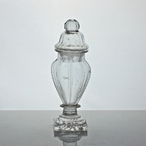 georgian dry mustard pot and cover - CATEGORY: ANTIQUE GLASS - DATED 19TH CENTURY