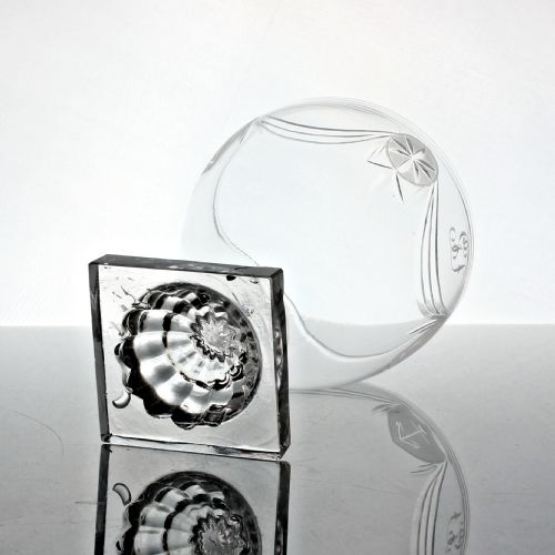 GEORGIAN PATERAE SHIELD ENGRAVED OVOID BOWL RUMMER LEMON SQUEEZER FOOT - ADDITIONAL PHOTO 4