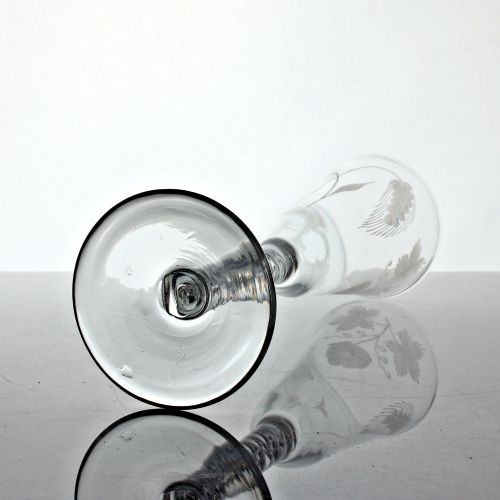 GEORGIAN HOP AND BARLEY ENGRAVED DOUBLE SERIES MERCURY AIR TWIST STEM ALE GLASS - ADDITIONAL PHOTO 3