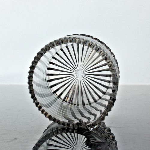 GEORGIAN IRISH PRISM CUT GLASS PIGGIN - ADDITIONAL PHOTO 3